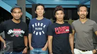 Slank menggelar konferensi pers terkait peluncuran single terbaru mereka bertajuk “Halal”, Jakarta, Rabu (24/6/2015). Single Halal adalah lagu reliji Slank yang berisi ajakan untuk tidak korupsi (Liputan6.com/Panji Diksana)