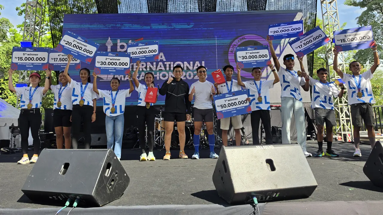 Robi Syianturi di podium juara Jakim 2026