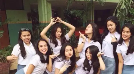 Berbeda Tapi Sama Inilah 13 Jenis Seragam Sma Di Seluruh Dunia Fashion Fimela Com