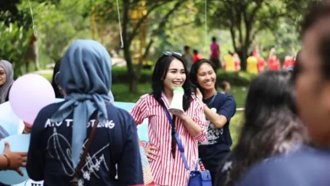 [Bintang] Ayu Ting Ting