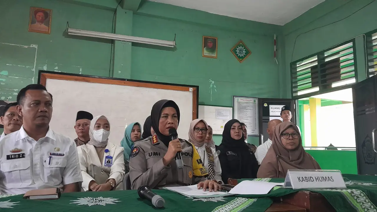 Polda Lampung saat jumpa pers di SMA Muhammadiyah 2 Bandar Lampung. Foto(Liputan6.com/Ardi)