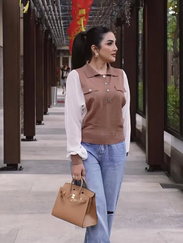 Potret Gaya Geng Cendol Kumpul Pertama Arisan di Tahun 2025.