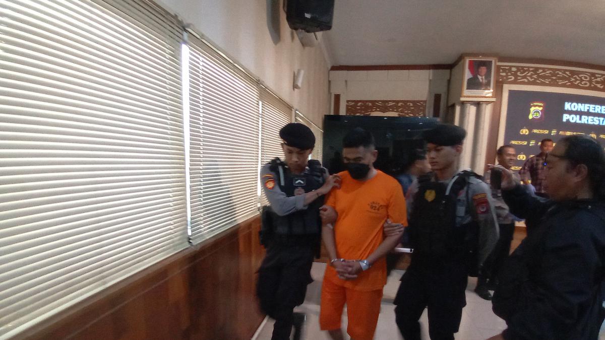 Usai Bunuh Kekasih di Gamping Sleman, Lukas Tenggak Obat Nyamuk di Makam Orang Tua