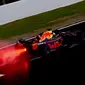 Pebalap Red Bull, Daniel Ricciardo, menjadi yang tercepat pada hari pertama tes pramusim di Sirkuit de Catalunya, Barcelona, Senin 26/2/2018). (F1)