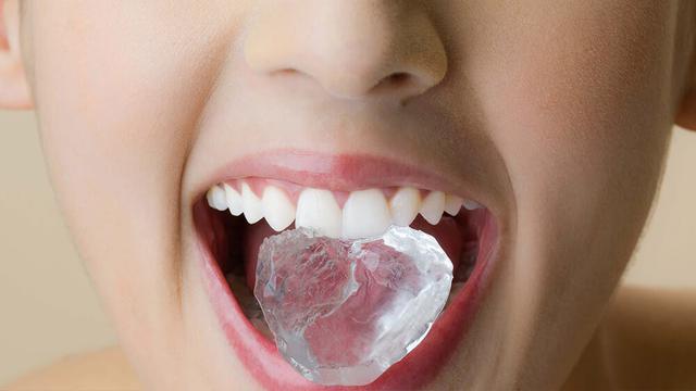 Kebiasaan Penyebeb Gigi Berlubang