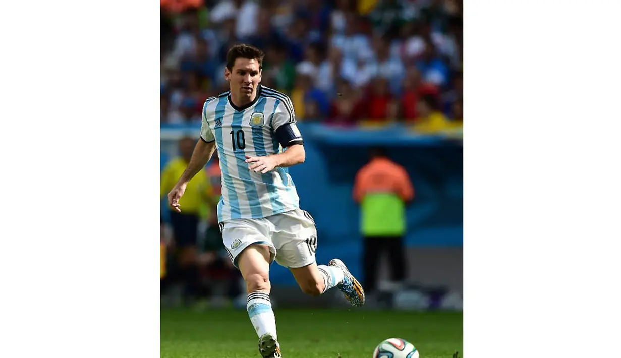 Lionel Messi adalah kapten dan penyerang tim Argentina yang hingga kini sudah mencetak 4 gol selama Piala Dunia 2014. (AFP PHOTO/Francois Xavier Marit)