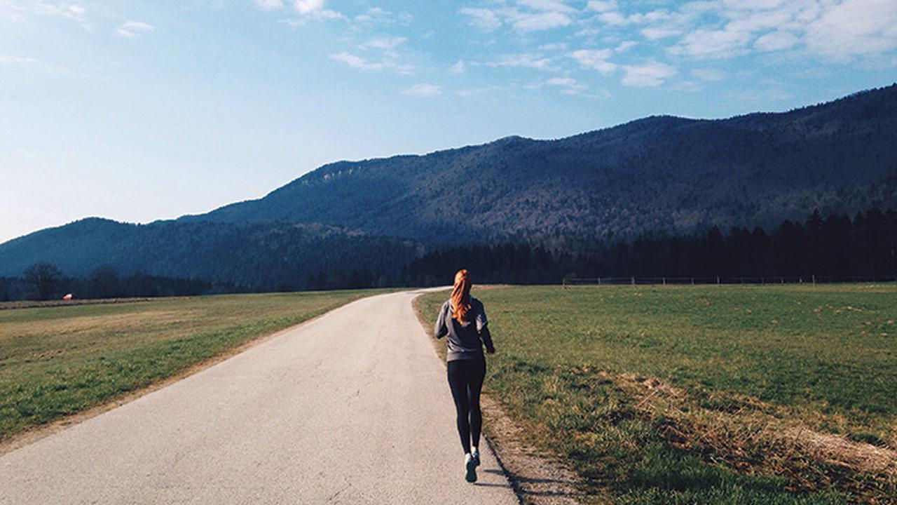 Ini yang Akan Terjadi Jika Anda Berjalan 30 Menit dalam Sehari