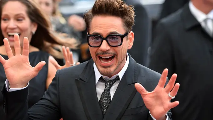Robert Downey Jr. Aktor Berpendapatan Tertinggi, Apa Artinya?