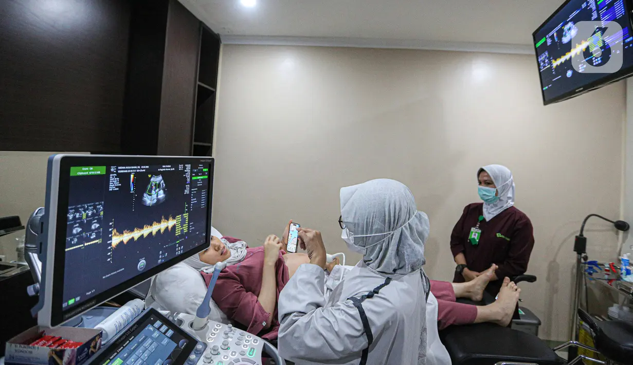 Tercatat pada 2013, berdasarkan hasil Riset Kesehatan Dasar, prevalansi stunting di Indonesia sebesar 37,2 persen. Lalu pada 2021 terjadi penurunan 24, 4 persen berdasarkan Survei Status Gizi Balita Indonesia 2021. (Liputan6.com/Faizal Fanani)