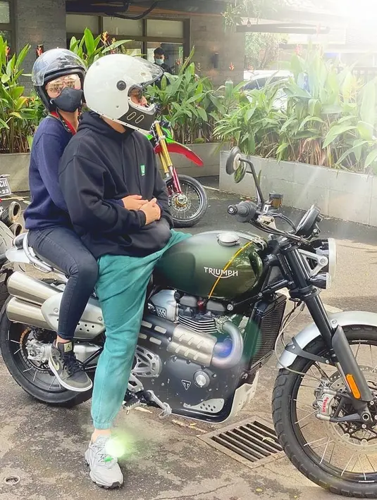 Amanda Manopo (Instagram/amandamanopo)