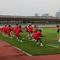 Timnas Indonesia menjalani latihan dengan diikuti 24 pemain, tapi ada dua nama yang belum bergabung dengan skuad. (Liputan6.com/Dimas Ramadhan)