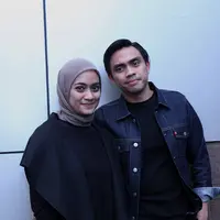 Istilah Teman tapi Menikah ala Ayudia Bing Slamet dan Ditto memang sedang ramai disorot, terutama di kalangan remaja. Berawal dikisahkan dalam sebuah novel, kabarnya kisah cinta mereka akan segera difilmkan. (Nurwahyunan/Bintang.com)