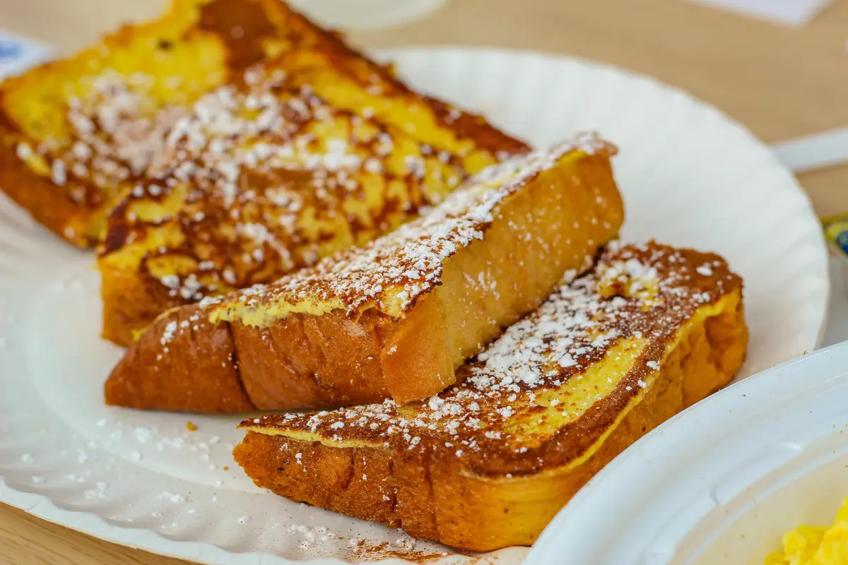 6 Cara Buat Toast Rumahan: dari French Toast hingga Toast Sederhana