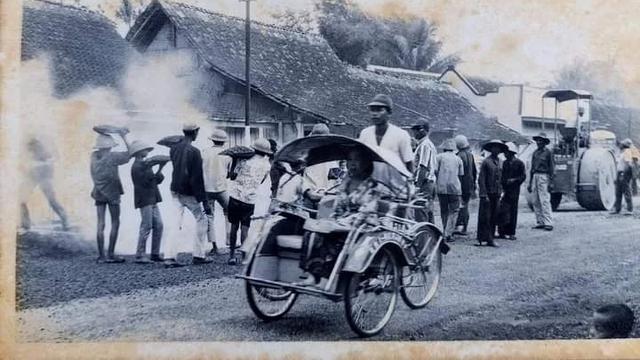 Suasana jalanan Kediri tempo dulu (Facebook)