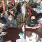 Pedagang dan pengunjung di Pasar Besar Kota Malang ikut rapid test untuk menekan potensi penyebaran Corona Covid-19 di Kota Malang (Humas Pemkot)