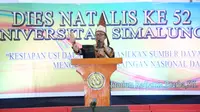 Menteri Ketenagakerjaan (Menaker) M. Hanif Dhakiri mengingatkan supaya perguruan tinggi di seluruh Indonesia agar terus meningkatkan relevansi dengan dunia industri agar lulusannya cepat terserap pasar kerja.