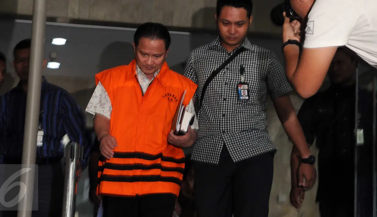 Bobby Reynold  menjadi tersangka dengan tuduhan terlibat perkara korupsi saat menjabat sebagai BPSDMP Kementerian Perhubungan, dalam pelaksanaan proyek pembangunan BP2IP Sorong Tahap III tahun 2011, Jakarta, Selasa (16/02). (Liputan6.com/Helmi Afandi)