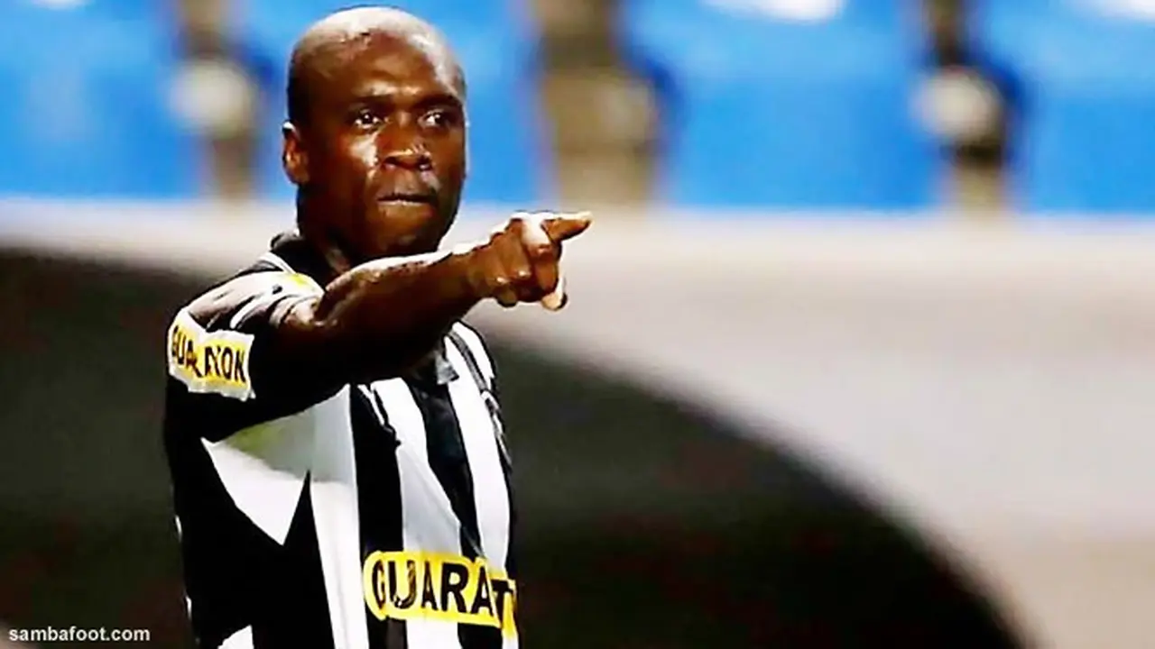 clarence-seedorf-130325b.jpg