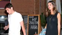 Casillas Pamerkan Kehamilan Sang Pacar
