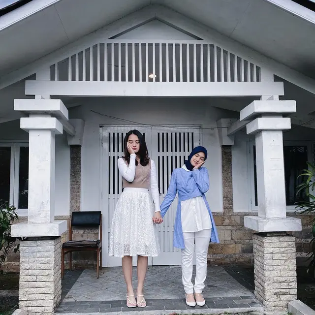 Pertama Kali Akting Bareng, Ini 6 Potret Kebersamaan Esta Pramanita dan Cut Syifa