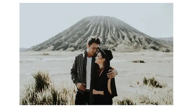 8 Potret Mesra Fendy Chow dan Stella Cornelia, Umumkan Kehamilan Usai 5 Tahun Menikah