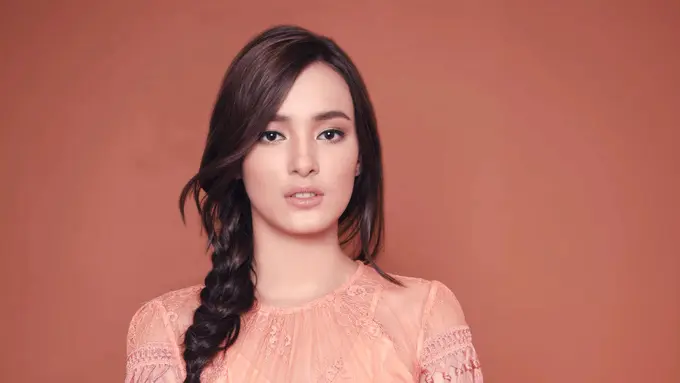 Lebih Dari Egoku-Mawar De Jongh