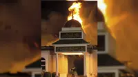 Warga Yahudi Pinjami Sinagog bagi Jemaah Masjid Terbakar di Texas (AP)