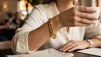 7 Model Gelang Emas Rantai Besar untuk Investasi Jangka Panjang, Elegan Dipakai Untung Disimpan
