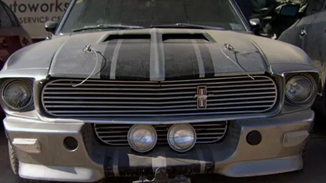 Kuburan supercar (Aelux)