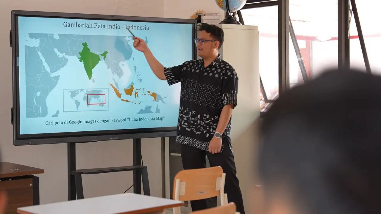 Cerita Guru Sekolah Rakyat: Pemerintah Benar-Benar Menjamin Pendidikan Anak-Anak di Sekolah Rakyat