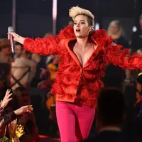 Tersiar kabar bahwa selama ini Katy Perry selalu mendapat pertanyaan mengenai lagu Taylor Swift berjudul Bad Blood. Selalu jadi pertanyaan apakah ia dan Tyalor ada perselihan atau tidak. (AFP/Bintang.com)