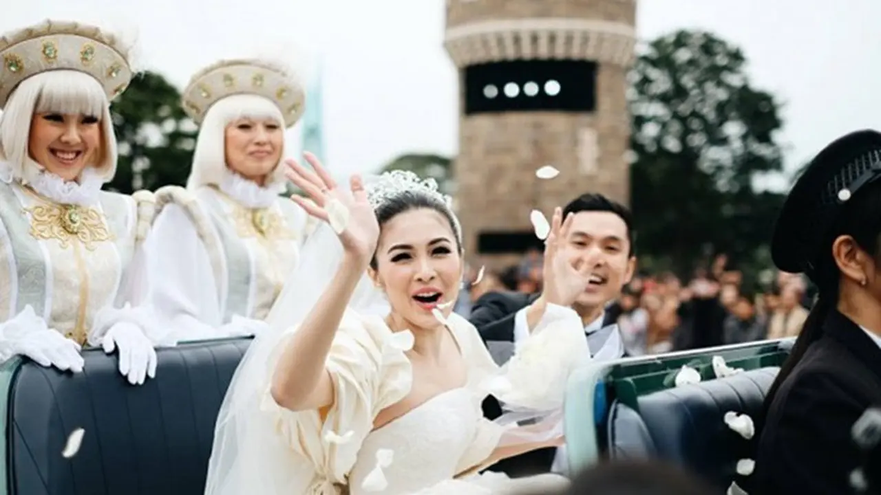 20170410-gaya hidup mewah sandra dewi dan harga rumah-rumahcom-boy