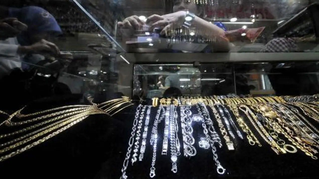 Harga turun, ramai transaksi emas