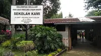 Sekolah untuk anak-anak pemulung di Bintara, Bekasi Barat. (Liputan6.com/Adhita Diansyavira)
