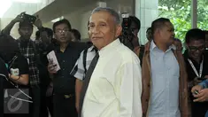 Ketua Dewan Kehormatan PAN Amien Rais saat mendatangi Mahkamah Kehormatan Dewan (MKD) DPR, Jakarta, Senin (14/12/2015). Kedatangan Amien guna mendukung pembentukan Pansus Angket Freeport DPR. (Liputan6.com/Johan Tallo) 