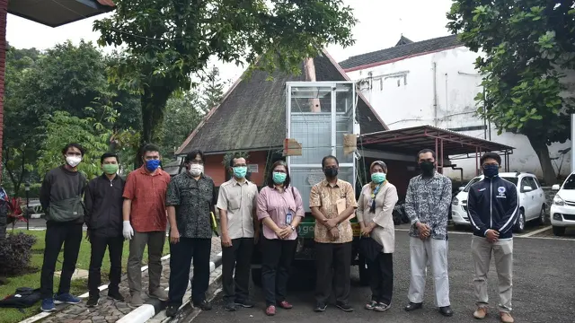 Kabin Sterilisasi Masker