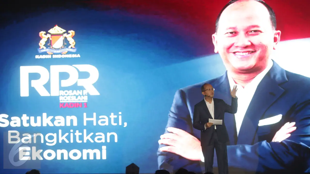 20151122-Rosan Deklarasikan Pencalonan Diri Sebagai Ketua Kadin