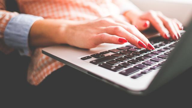 Ilustrasi membuat daftar riwayat hidup