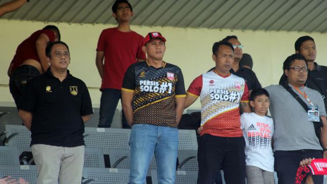 Persis Solo
