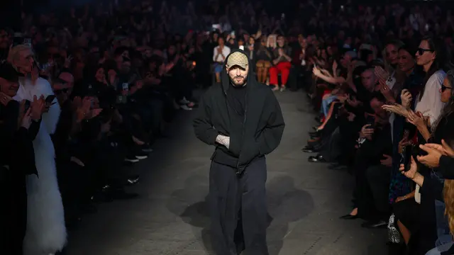 Gucci Sulap Times Square New York Jadi Runway, Paris Hilton hingga Tom Brady Jadi Model