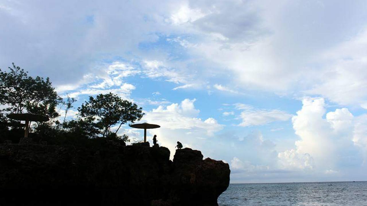 Senja di Pantai Batu Kepala Kupang