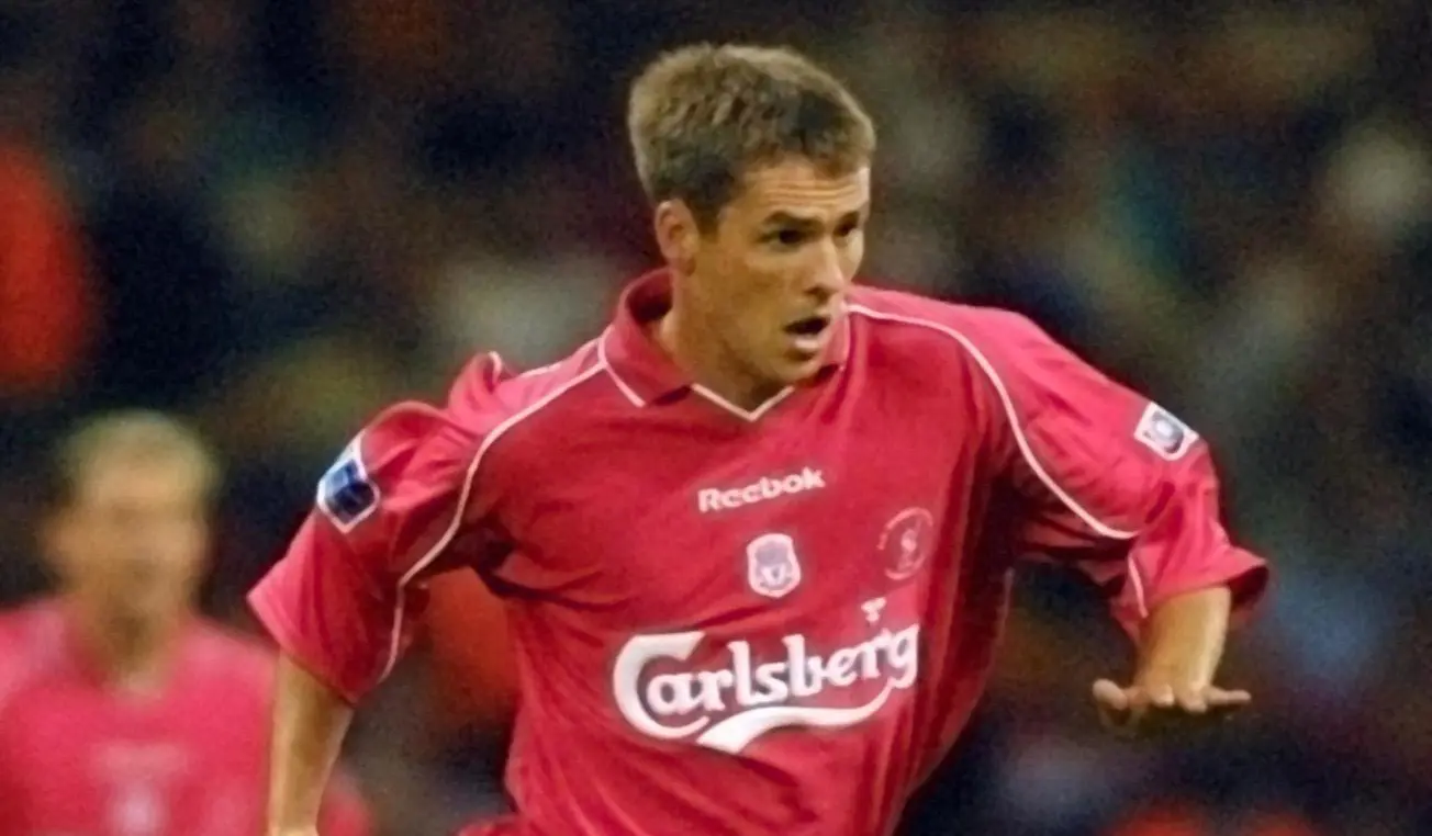 Saat berkostum Liverpool, Michael Owen meraih penghargaan Ballon d'Or pada tahun 2001 karena penampilan impresifnya. (AFP/Adrian Dennis)