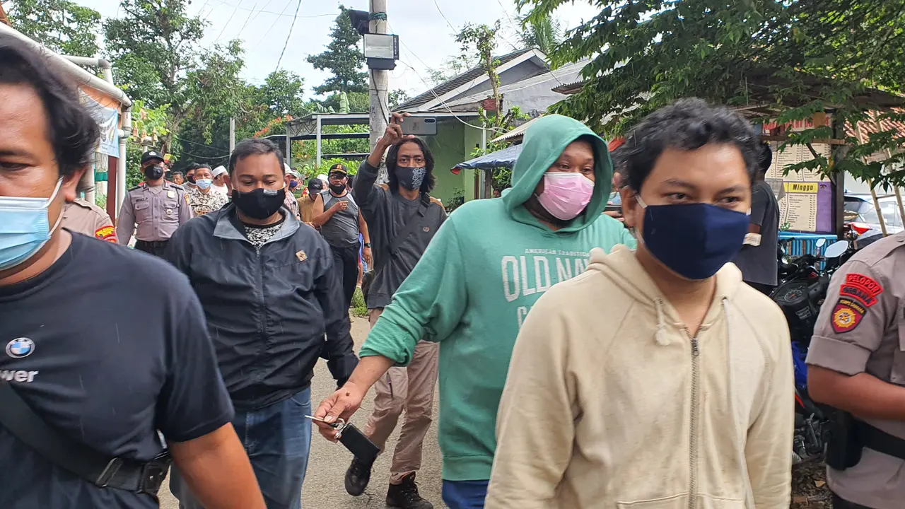 Tersangka percobaan penusukan terhadap imam masjid di Depok