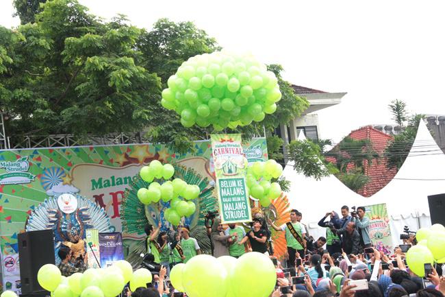 Acara pembukaan ditandai dengan pelepasan balon | Photo: Copyright merdeka.com/Rizky Wahyu Permana