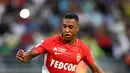 4. Youri Tielemans (AS Monaco) - Beruntung bagi Monaco bisa mengalahkan MU untuk mendapatkan gelandang serba bisa asal Belgia ini. Pemain berusia 20 tahun ini diyakini akan mampu berbuat banyak pada musim pertamanya di Ligue 1. (AFP/Franck Fife)