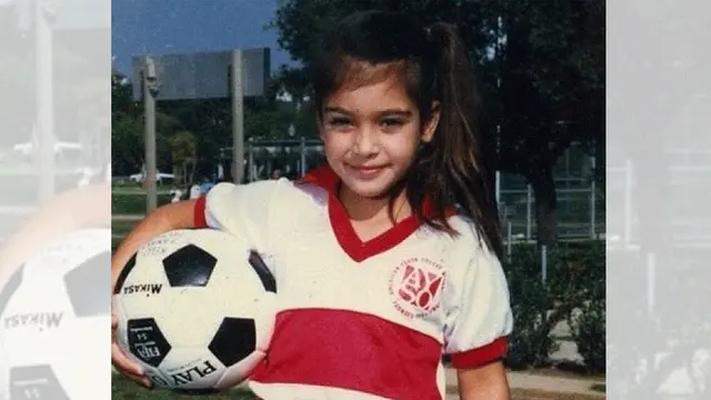 Kim Kardashian kecil