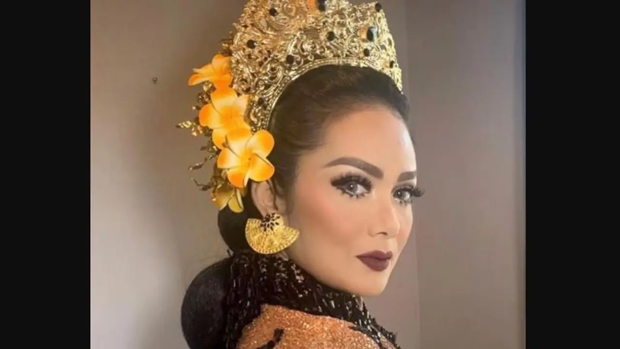 Tampil di Los Angeles, Krisdayanti Berdandan ala Perempuan Bali