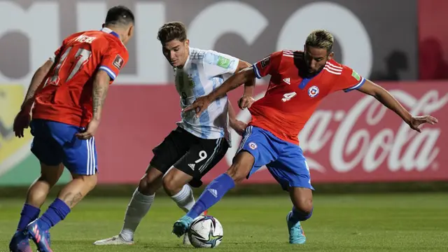FOTO: Argentina Tundukkan Chile di Kualifikasi Piala Dunia 2022