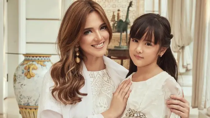 [Bintang] Nia Ramadhani