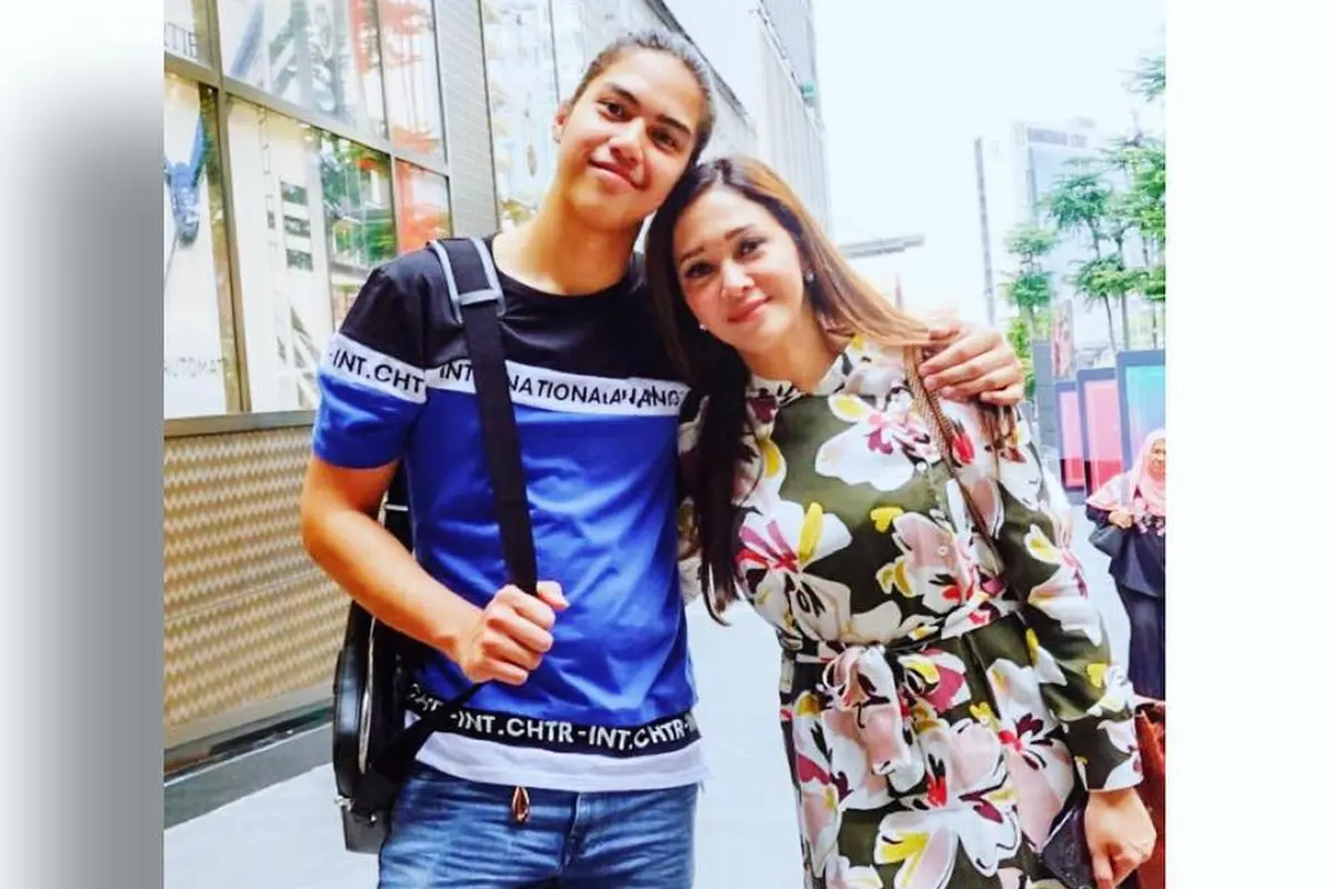 [Bintang] Maia Estianty dan El Rumi